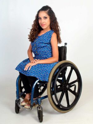 Vestido adaptado para usuaria silla de ruedas